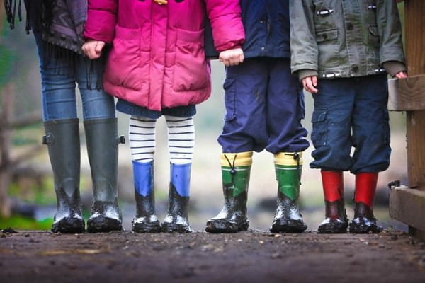 A view of children without smartphones (Photo by Ben Wicks on Unsplash)